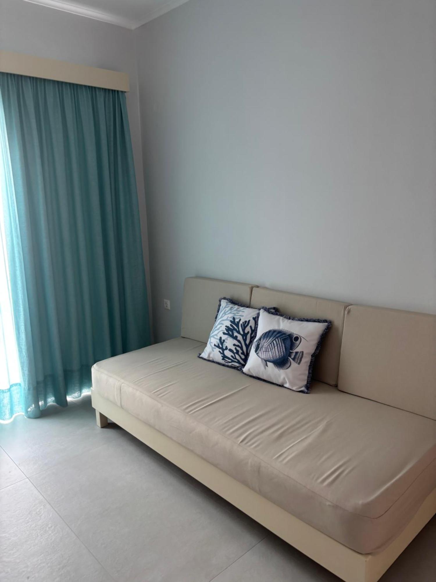 Ninemia Beach Hotel & Suites Agia Marina  Exterior photo